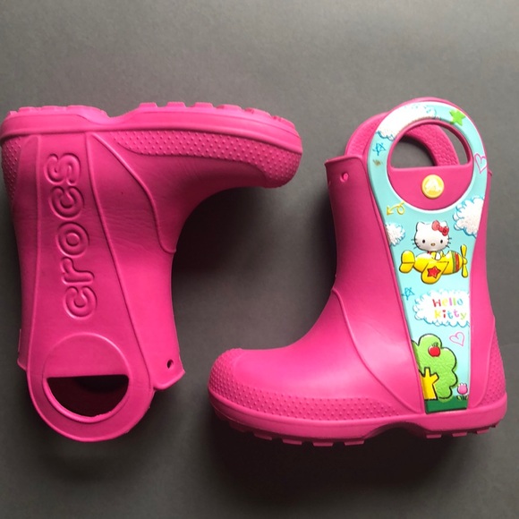 crocs hello kitty boots